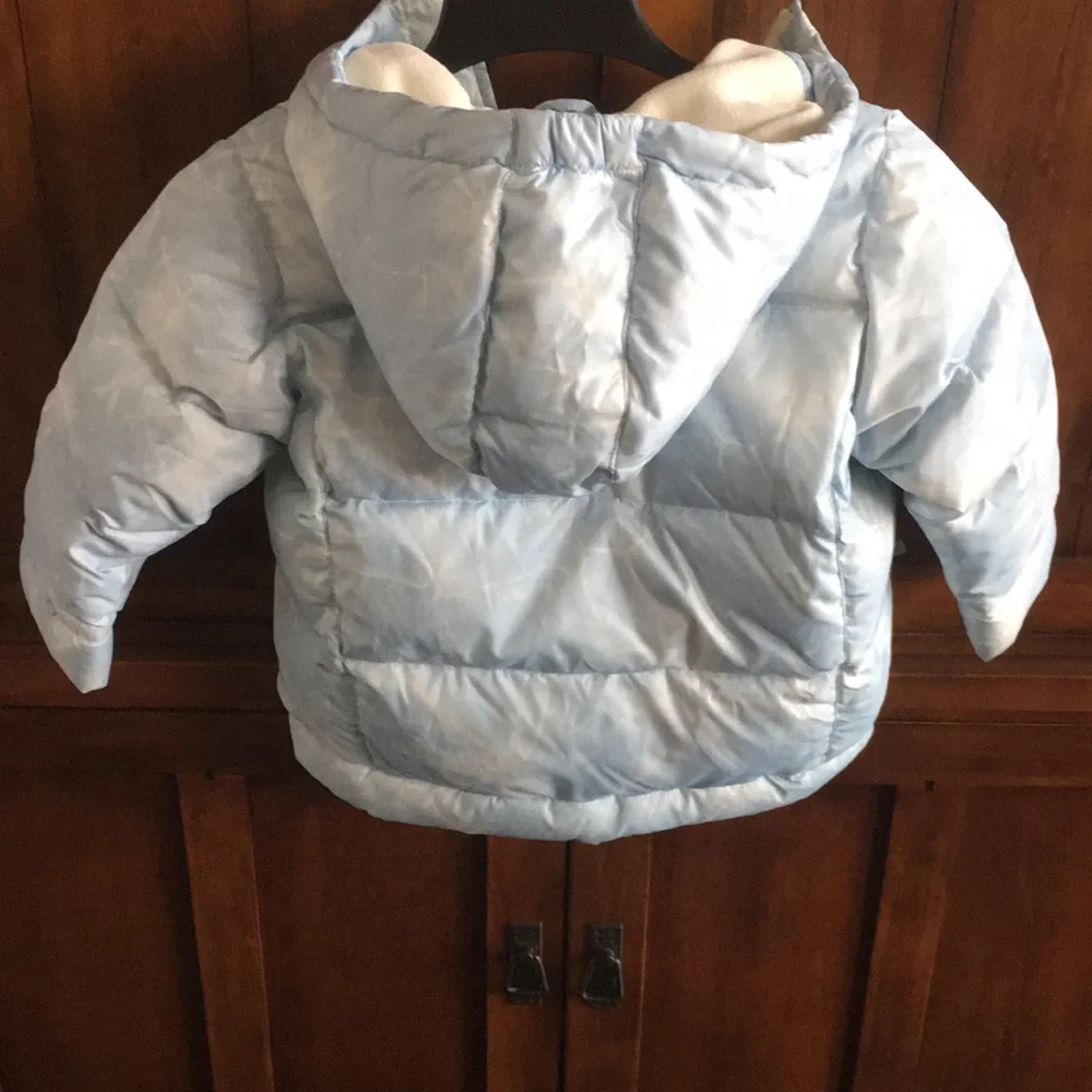 Old Navy Puffer Coat - Picture 4 of 5